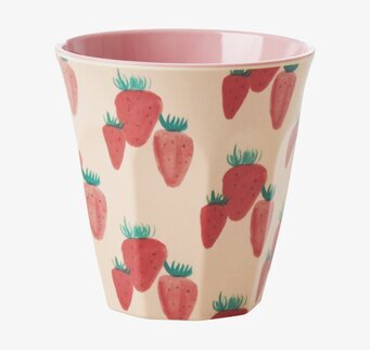 Mugg Strawberry Print från Rice med jordgubbsmotiv