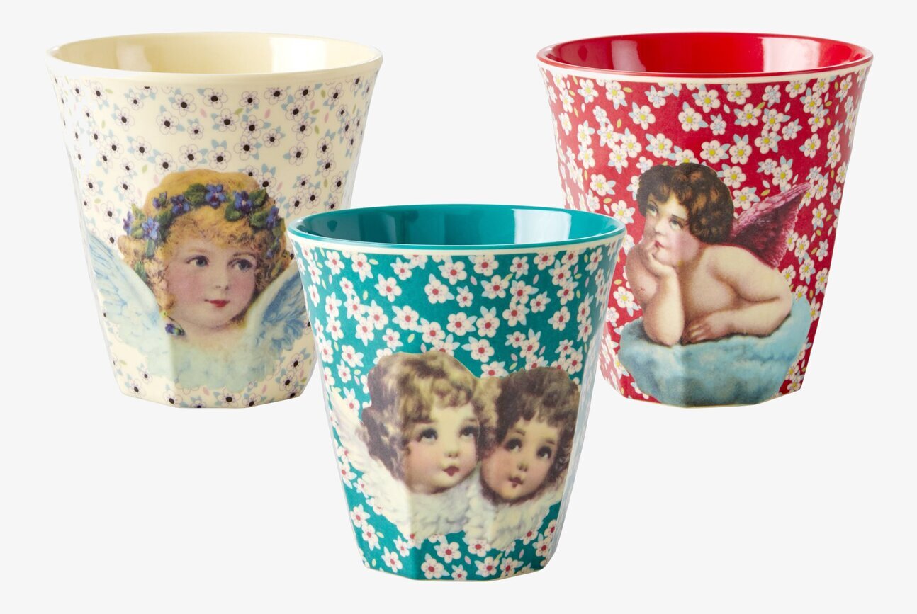 Tre Mugg Angels Green från Rice med olika färger och motiv