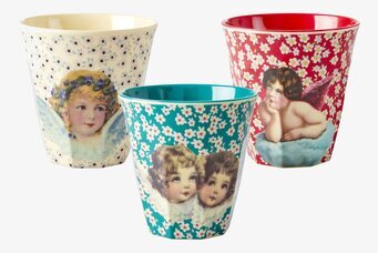 Tre Mugg Angels Green från Rice med olika färger och motiv