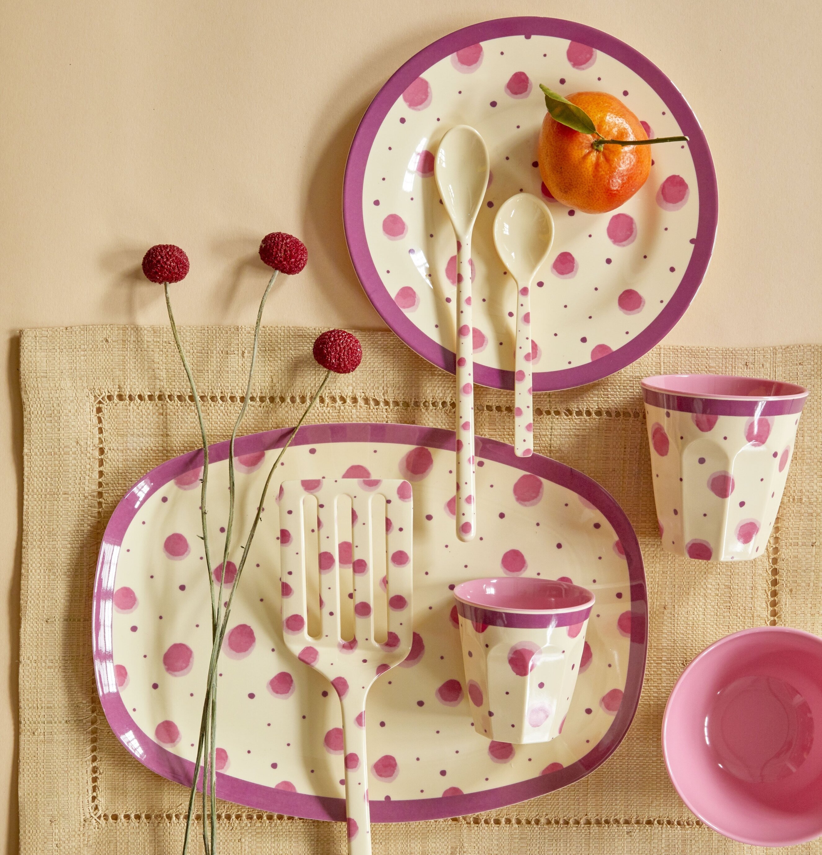 Mugg Pink Watercolor Splash Print från Rice med matchande servis