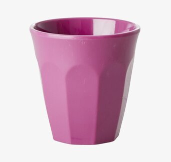 Espressomugg Melamin Plum från Rice i djup plommonfärg