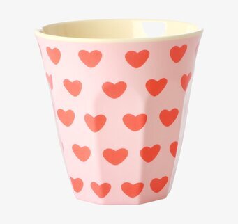 Melaminmugg Sweet Hearts Print från Rice med röda hjärtan