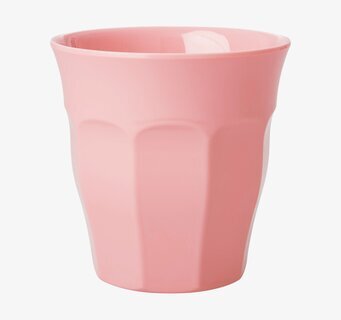 Mugg Melamin Dusty Pink från Rice med räfflor och blank yta