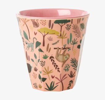 Mugg Jungle Animals Print Coral från Rice med djungeldjur