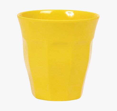 Mugg Gul från Rice med livfull gul färg och slät yta