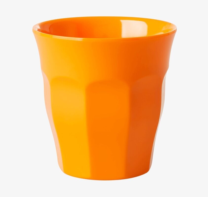 Mugg Melamin Tangerine från Rice med lysande orange färg