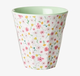Mugg White Flower Print från Rice med färgglatt blommönster