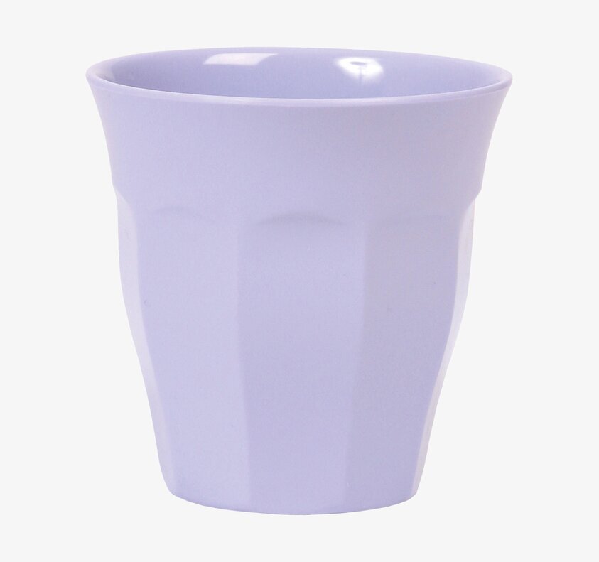 Mugg Ljuslila från Rice med diskret ljuslila färg och räfflor