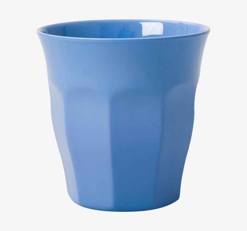 Mugg New Dusty Blue från Rice med elegant blå färg