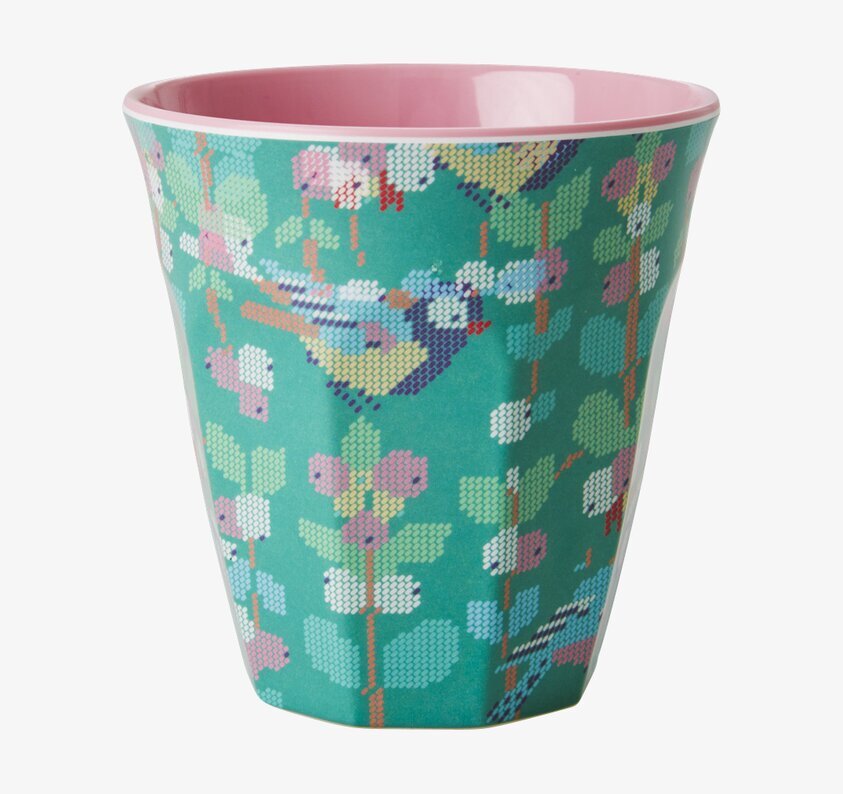 Mugg Cross Stitched Bird Print från Rice med fågelmönster