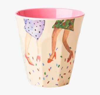 Mugg Dancing Legs Print från Rice med färgglada dansande ben