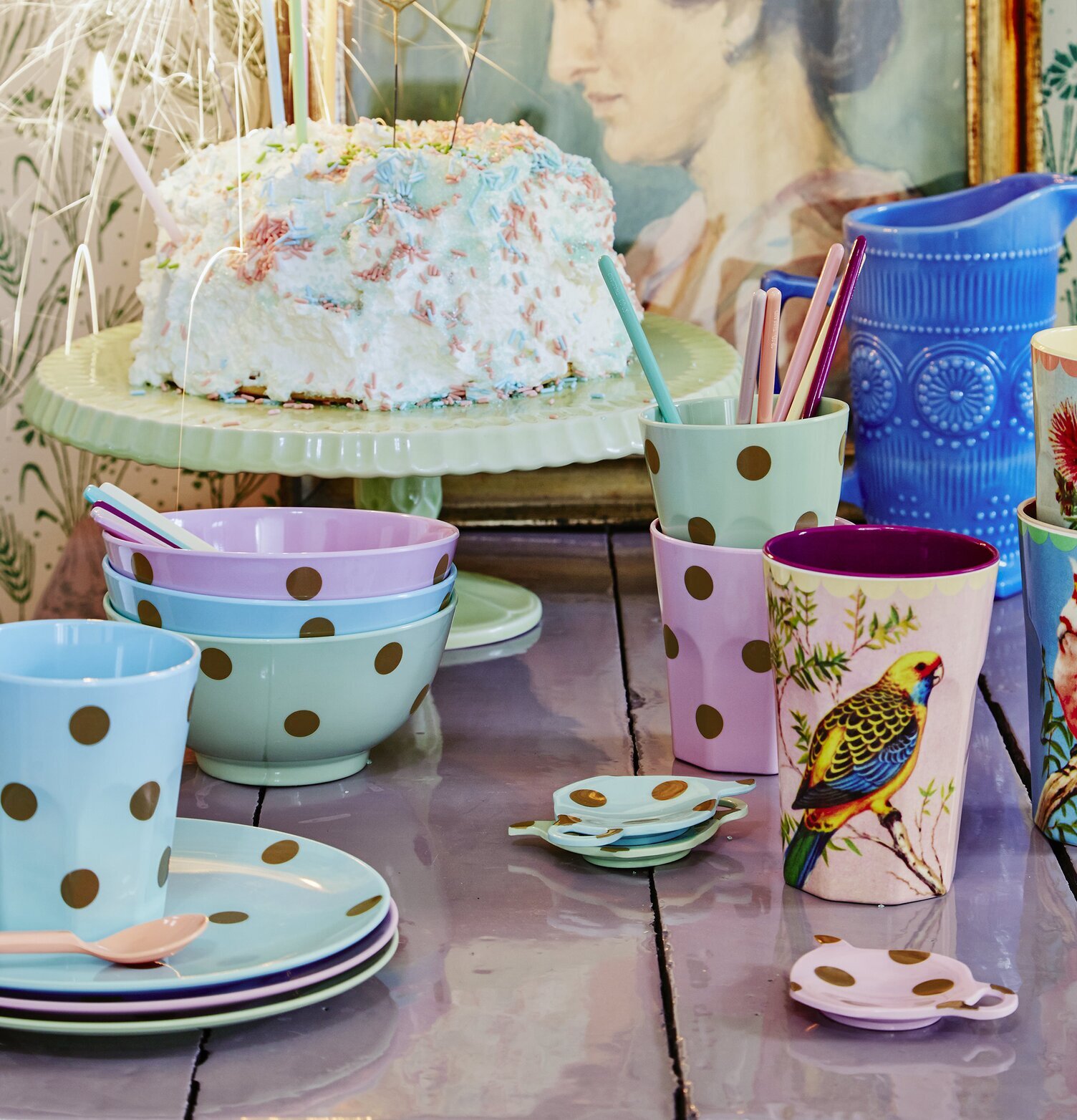 Mugg Latte Budgie Print från Rice med färgglad design