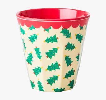 Melaminmugg Christmas Tree Print från Rice på vit bakgrund