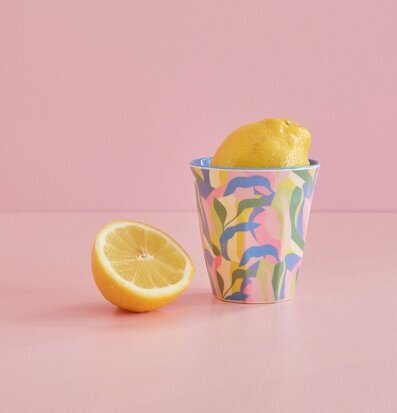 Melaminmugg Jungle Fever Print från Rice med citroner