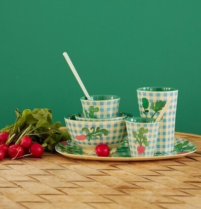 Melaminmugg Ravishing Radish Print från Rice på lantligt bord