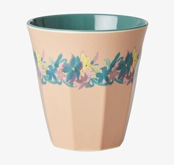 Melaminmugg Hilma Forever Print från Rice med blommönster
