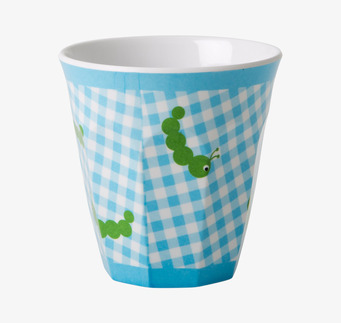 Barnmugg Caterpillar från Rice med blåvitrutigt mönster