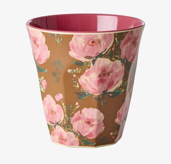 Foto av melaminmugg med rosa blommönster, brun botten