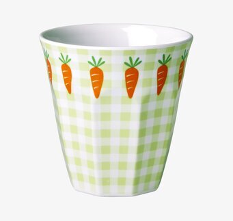Barnmugg Gingham & Carrot från Rice med rutmönster och morötter