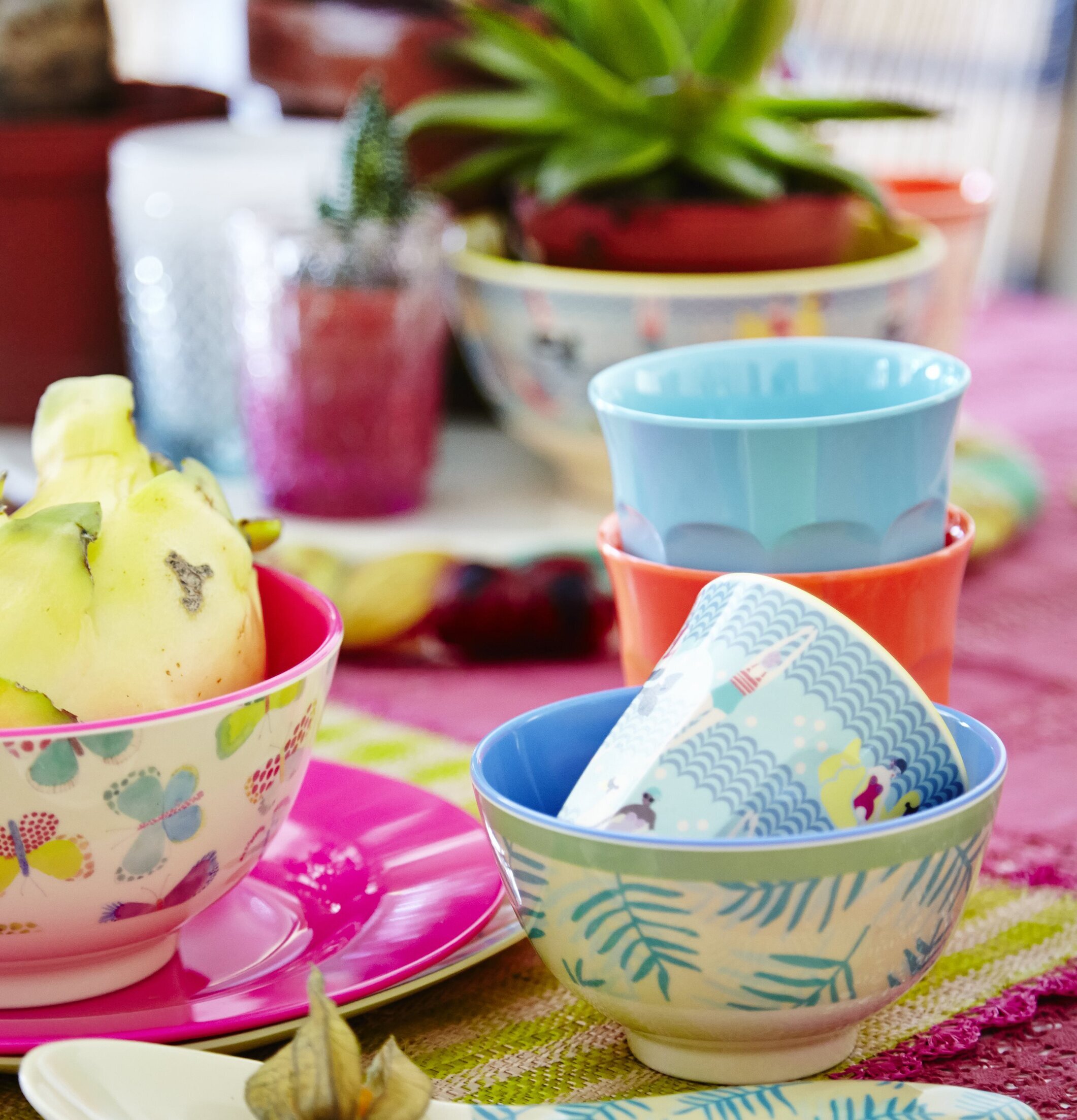 Mugg Palm Leaves Print från Rice med färgglada köksartiklar