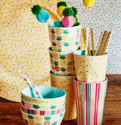 Mugg Latte Stripe Print från Rice med färgglada mönster