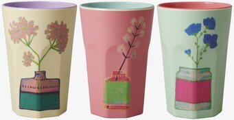 Mugg Latte Flower Prints Grön från Rice med blomstertryck