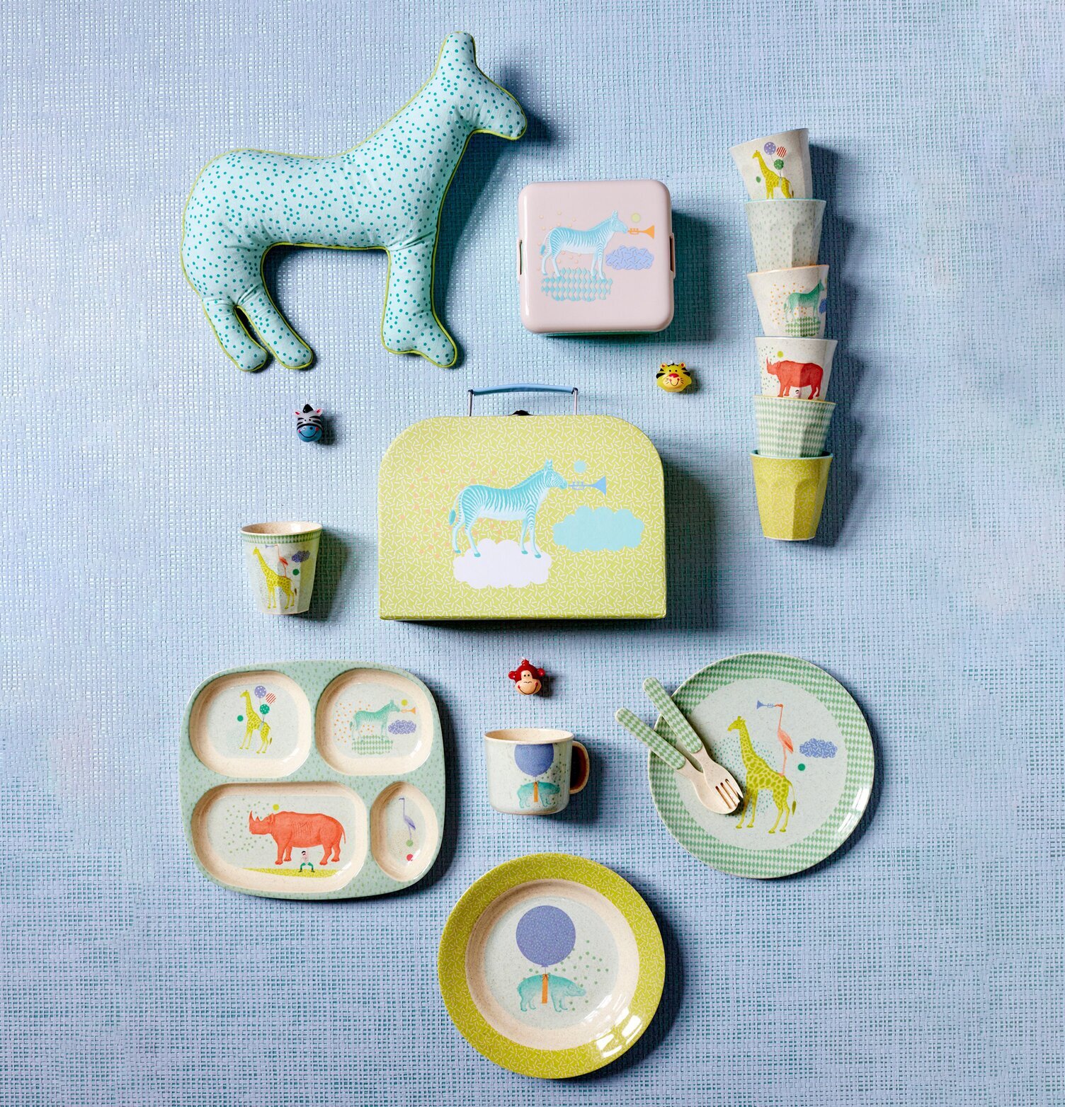 Muggar Animal Print från Rice med färgglada djurmotiv